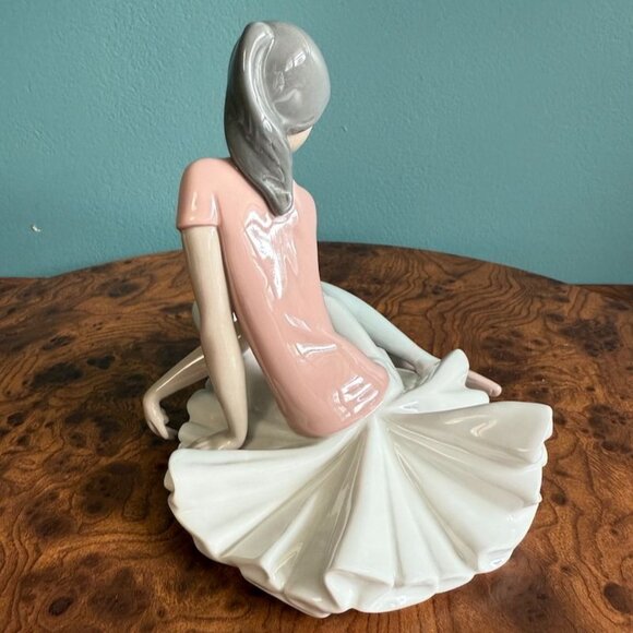 Vintage Lladro Shelly Sitting Ballerina Pink #1357 1978 Porcelain Spain - Picture 3 of 9